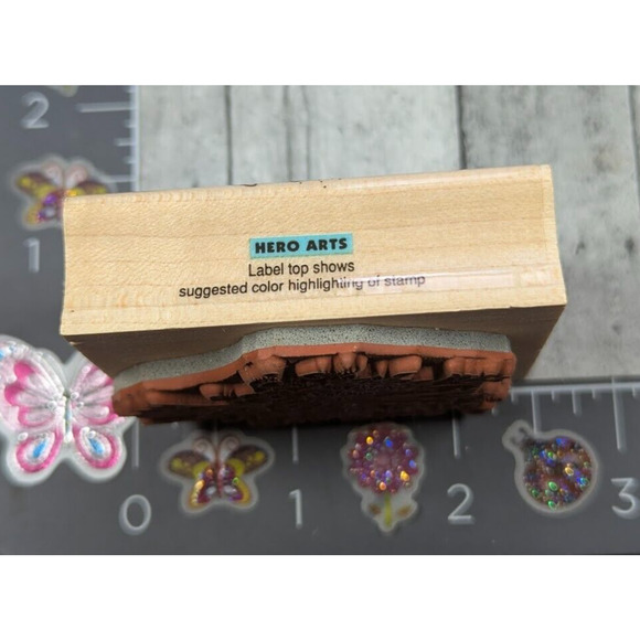 Hero Arts Flower Bouquet E557 Hearts Rubber Stamp Wood #C36 - Picture 3 of 4